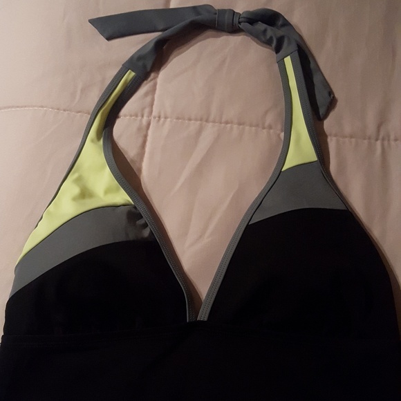 Nike Tankini (Size 6 or M) Black/Lime - Picture 2 of 3